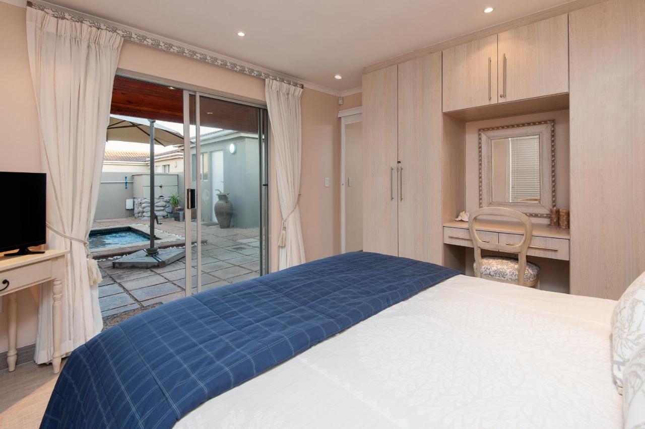 Hermanus Haven, Entire Home, On The Sea, Private Pool, Secure Екстер'єр фото